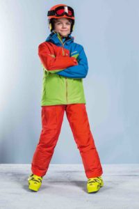 Schöffel Kinderskijacke: Mit Tours auf Tour! Bei solchen knalligen Farben gilt das alte Skifahrer Motto: Bunter kommen sie immer!  Foto (c) schöffel
